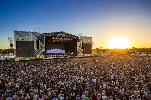 imagen de un concierto al aire libre