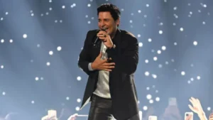 chayanne cantando en un concierto