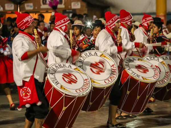 Sikuris energía colectiva que define muchas músicas cusqueñas