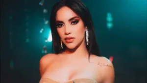 Top 10 mejores canciones de Kimberly Loayza