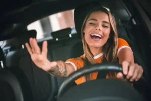 50 mejores canciones para viajar en carretera