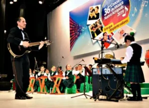 La música como pilar en la formación escolar moderna