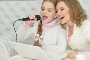 Las 10 mejores canciones para dedicar a mamá