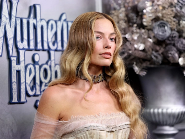 Margot Robbie y el cuidado antes de dormir rutina de skincare