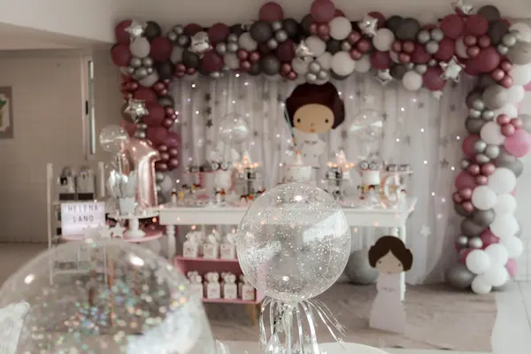 Decoración y mesa principal 